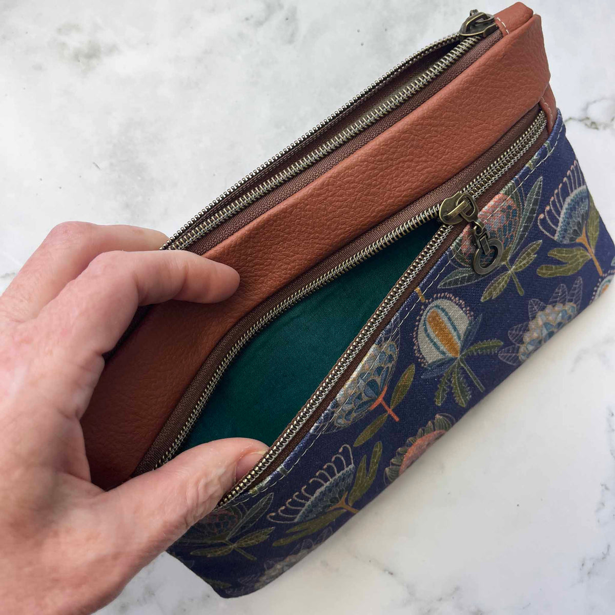 Two-Tone Wristlet Pouch – Aussie Floral Gems | Cobalt