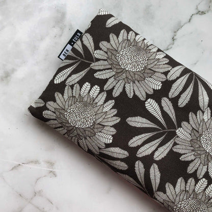 Large Heat Pack - Mono Protea