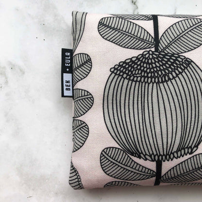 Large Heat Pack - Mono Banksia