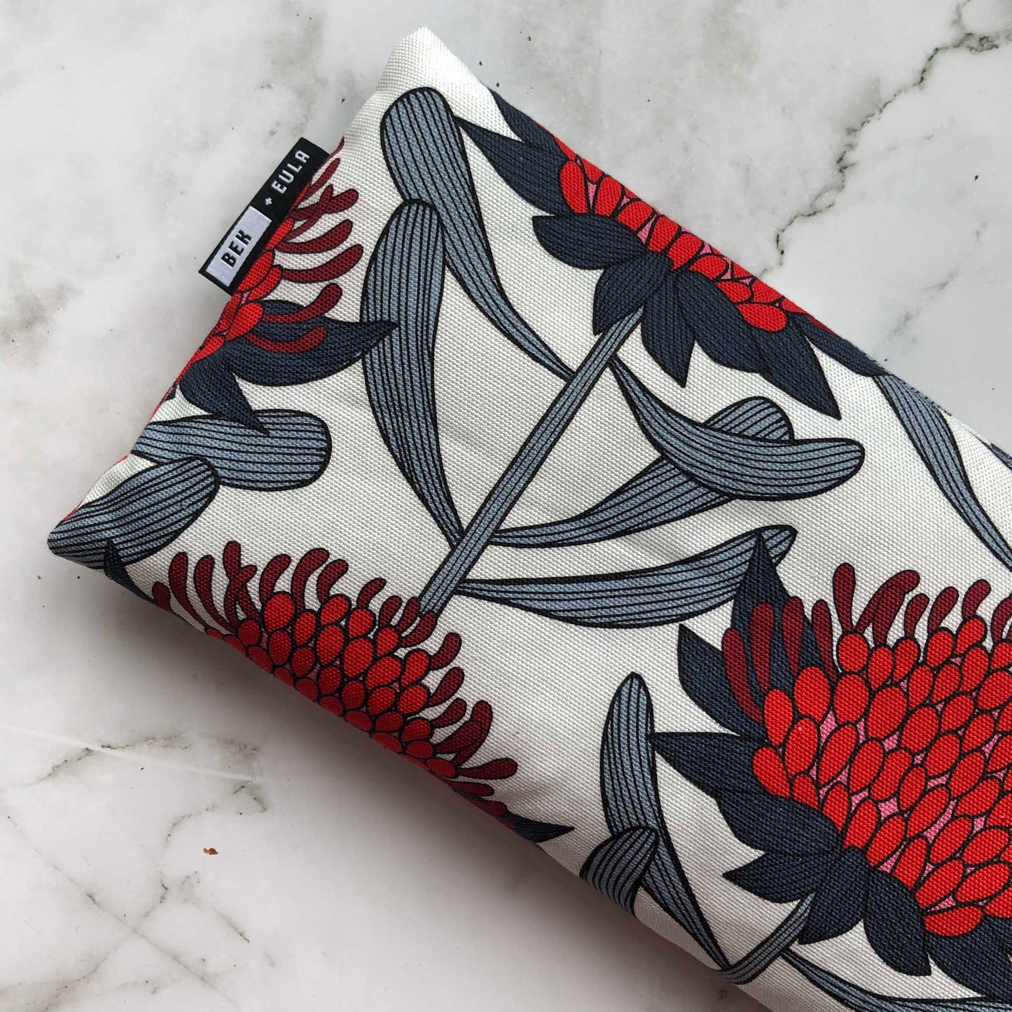Large Heat Pack - Waratah Red